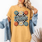 Teacher, Retro Floral, Checkered, First Day of School, Cute, Teacher Appreciation, Coquette, Comfort Colors T-Shirt