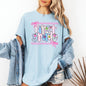 First Grade Teacher, Retro, Checkered, Back to School, First Day of School, Cute, Teacher Appreciation, Coquette, Comfort Colors T-Shirt