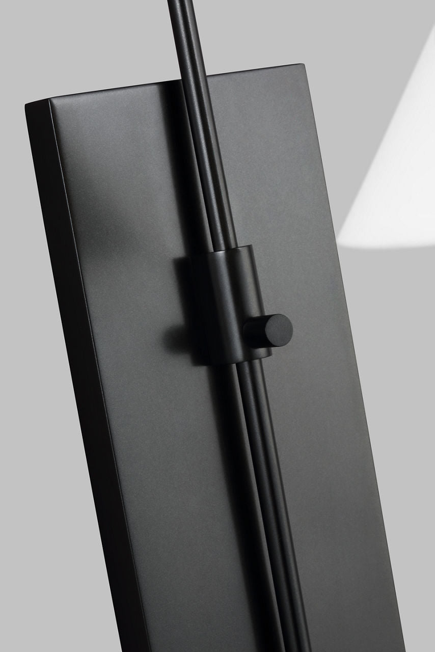 Franklin Task Sconce
