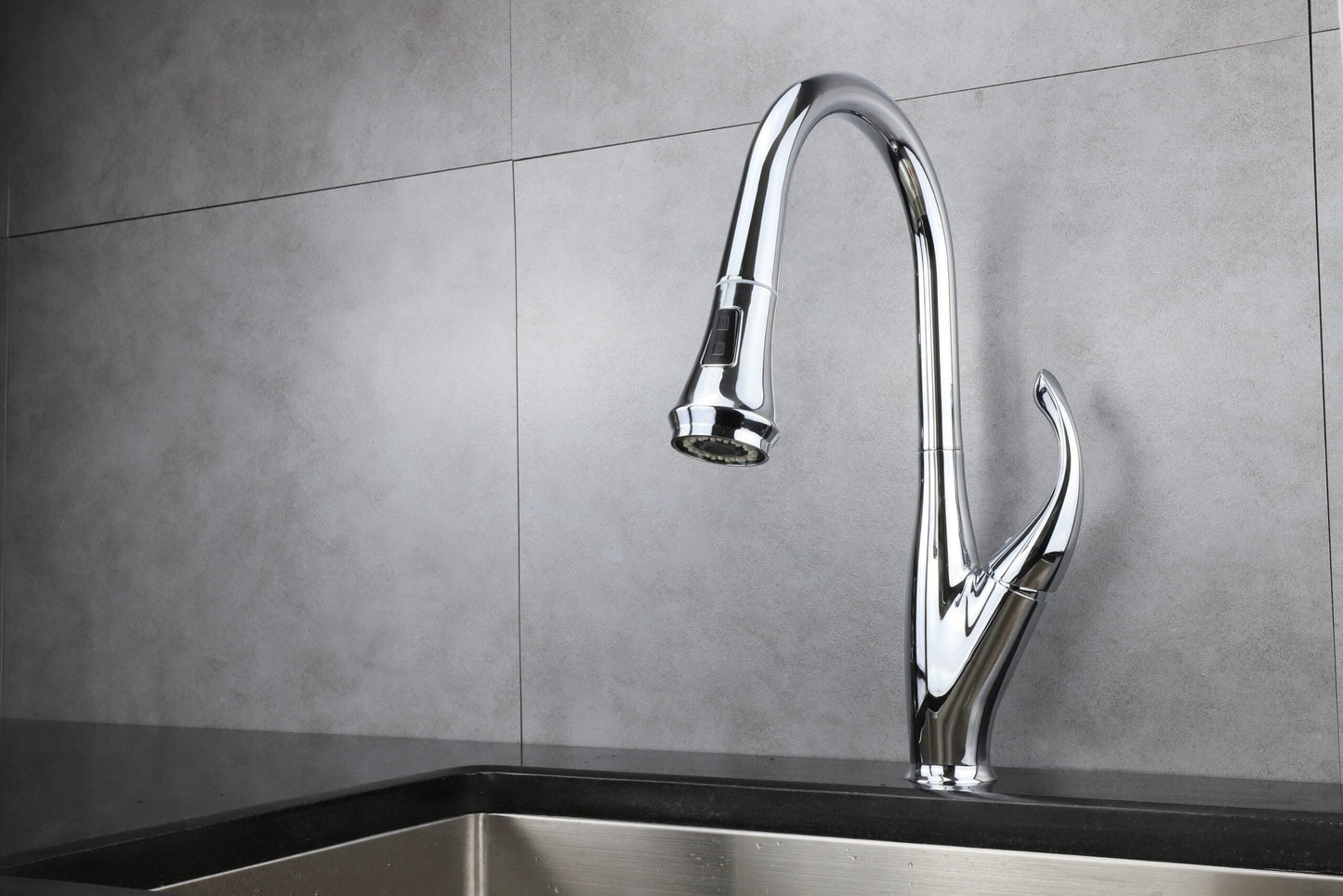 Garbatella Brass Single-Handle Pull-Down Spray Kitchen Faucet