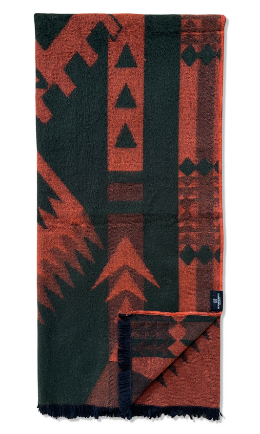 Loja Throw - Dark Moss | Kitchen + Metal