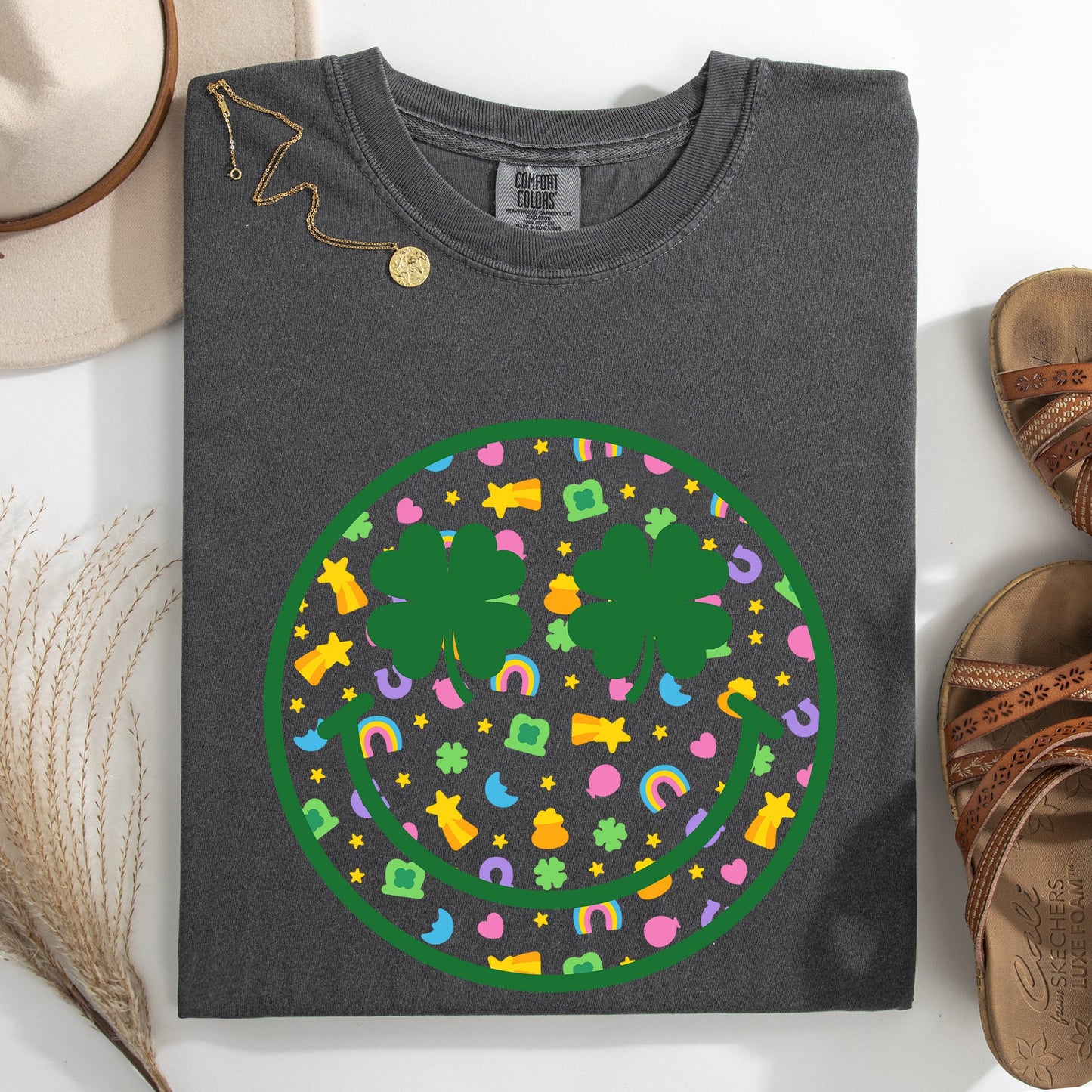 Lucky, Smiley, Retro, Charms, St Patrick's Day, Shamrock, Clover, Lucky, Leprechaun Tshirt Comfort Colors T-Shirt