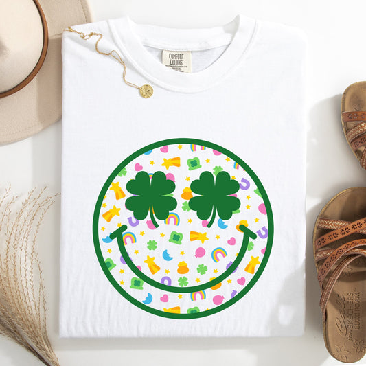 Lucky, Smiley, Retro, Charms, St Patrick's Day, Shamrock, Clover, Lucky, Leprechaun Tshirt Comfort Colors T-Shirt