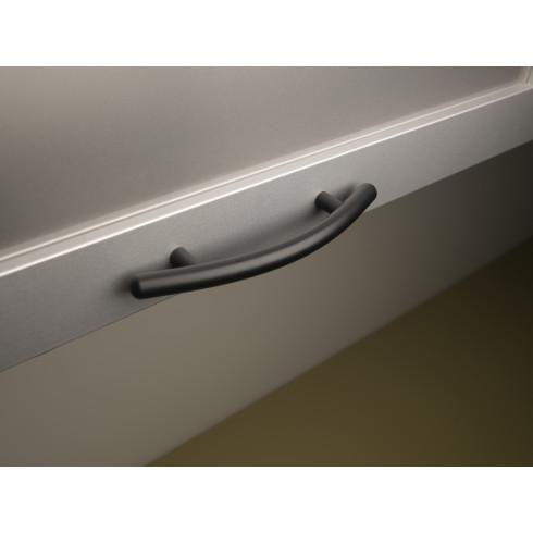 Curved Bar Pull