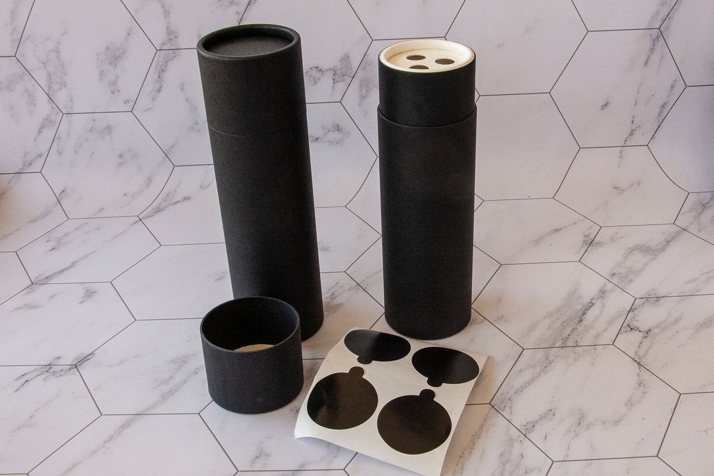 4 ounce / 115 g Paper Shaker Tube Large Holes
