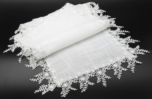 ML16151 Floral Garden LaceTrim Table Runner