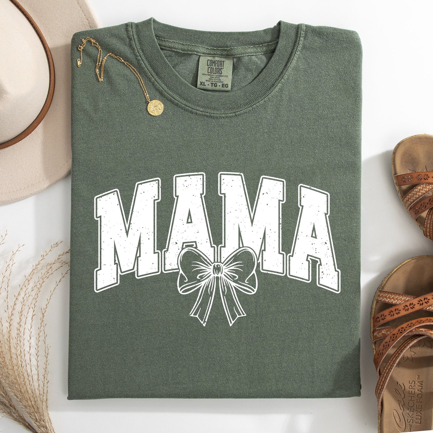 Mama, Green Bow, St Patrick's Day, Shamrock, Clover, Lucky, Leprechaun Tshirt Comfort Colors T-Shirt