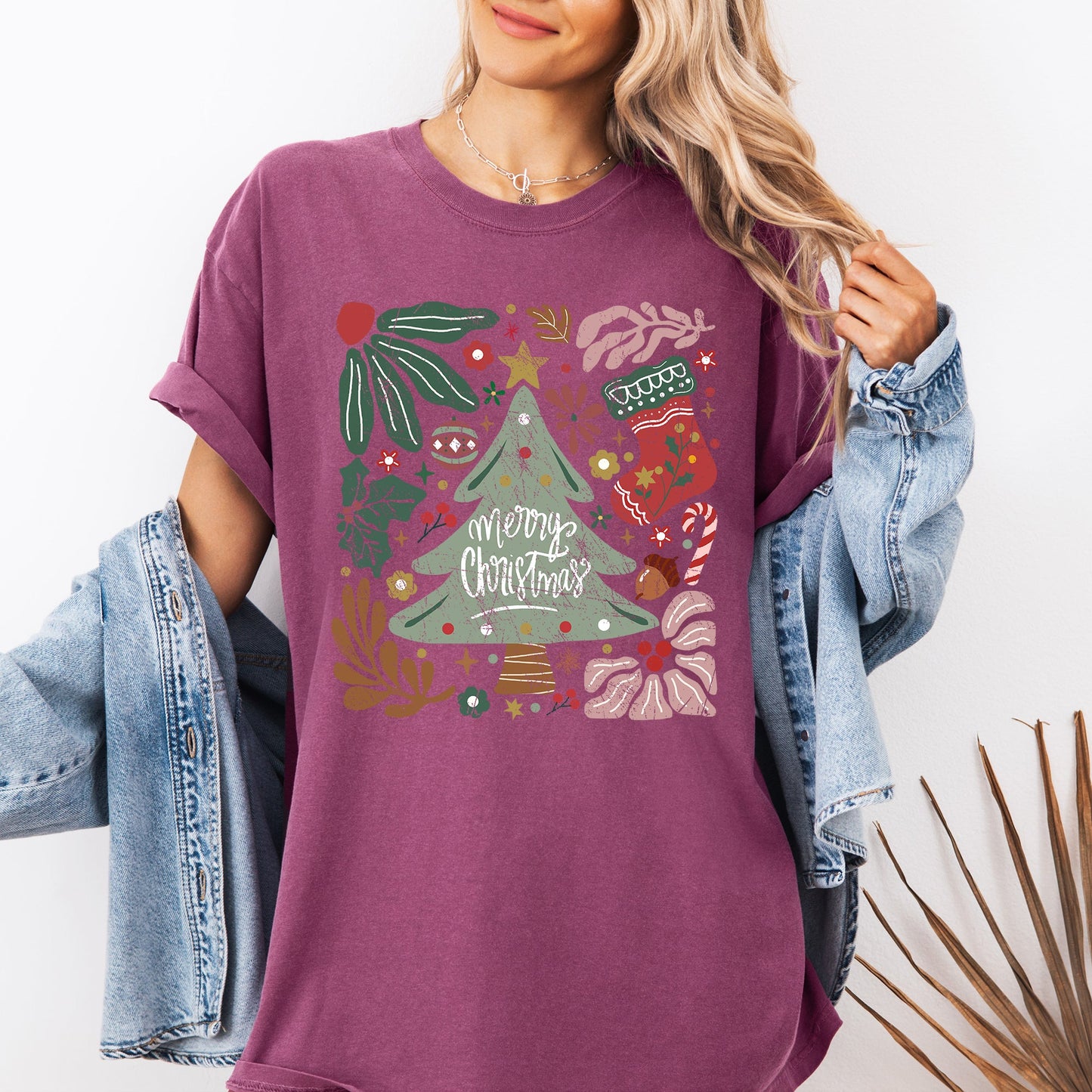 Merry Christmas, Green Floral, Flowers, Xmas Tshirt Comfort Colors T-Shirt