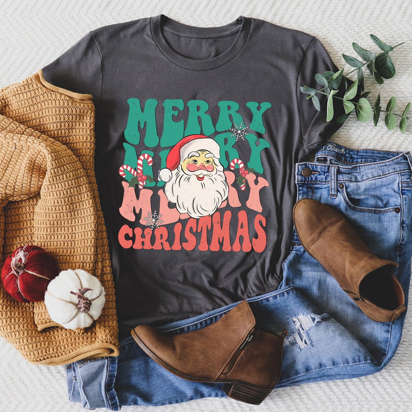 Merry Christmas, Retro Santa, Vintage Super Soft Tees