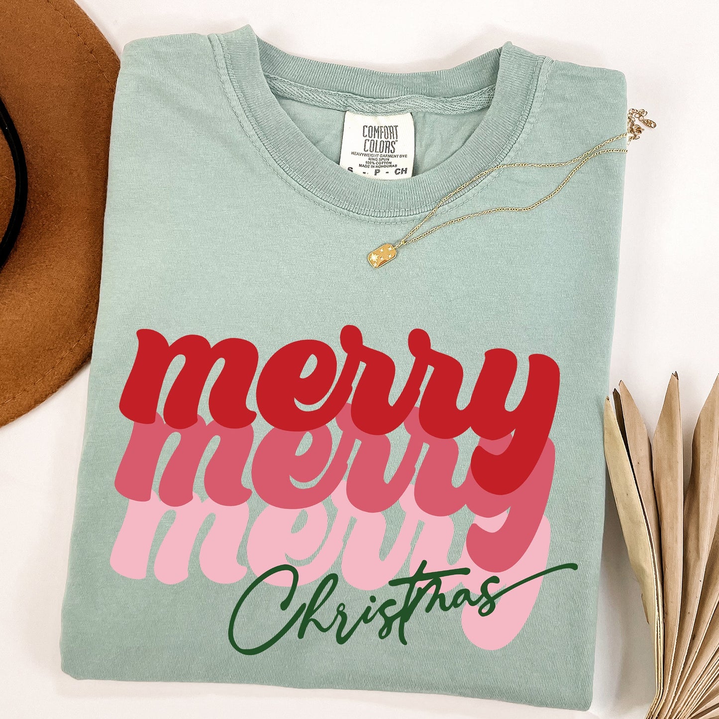 Merry Christmas, Retro, Classic Red, Santa, Winter, Xmas Tshirt Comfort Colors T-Shirt