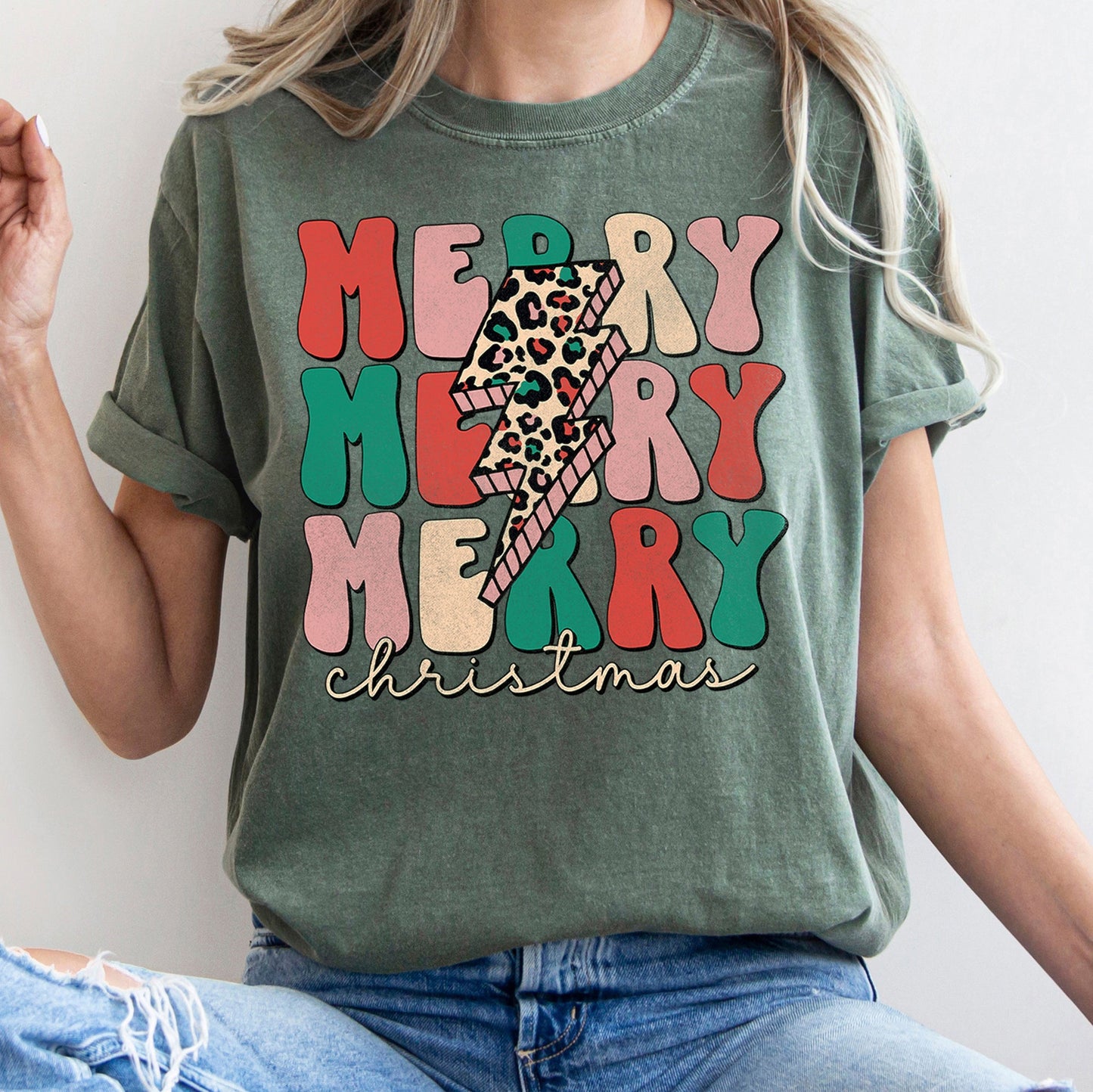 Merry Merry Merry Christmas Retro, Leopard Print, Comfort Colors T-Shirt