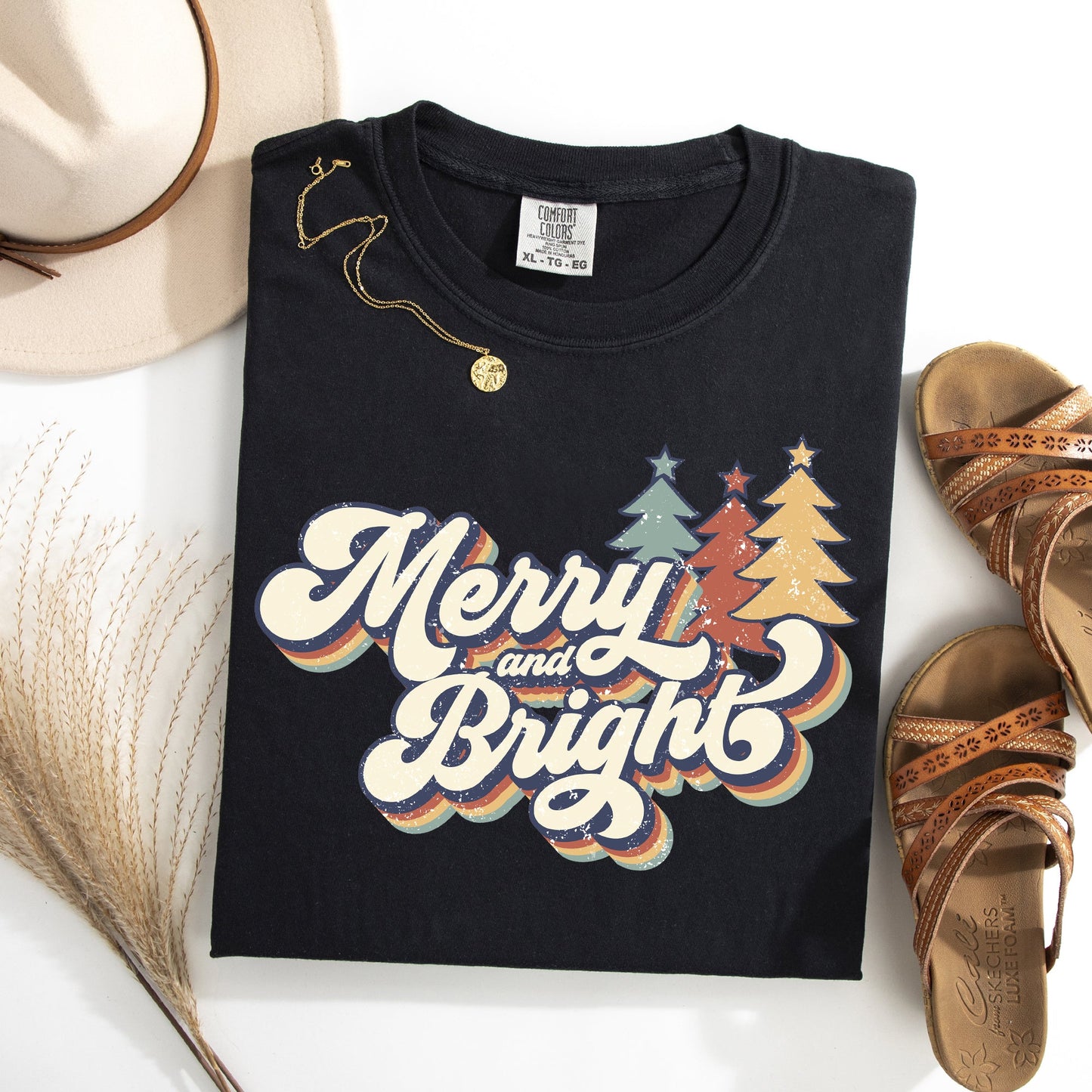 Merry and Bright, Colorful Retro, Christmas, Winter, Xmas, Santa Tshirt Comfort Colors T-Shirt