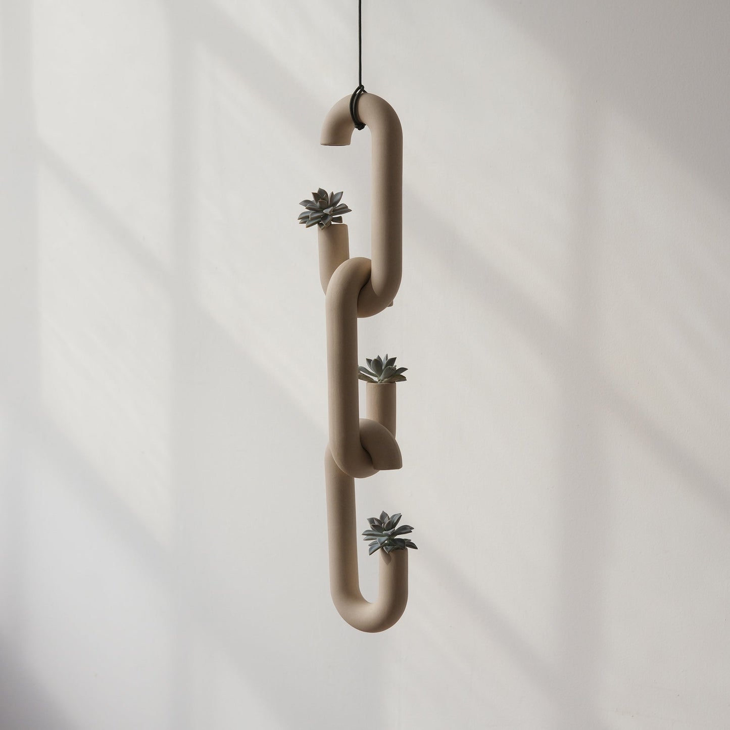 Chain Vase