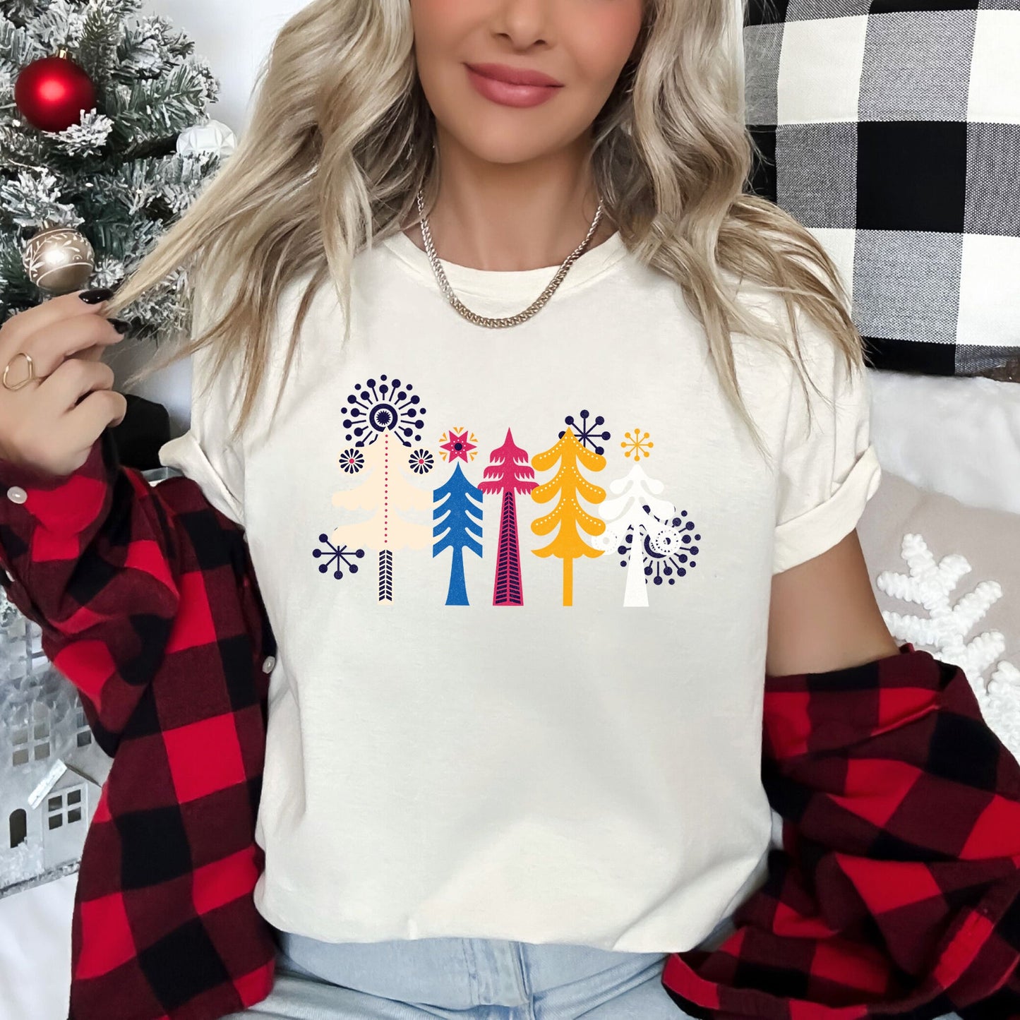Noel Folk Art, Christmas, Snowflakes, Nordic Super Soft Tshirt