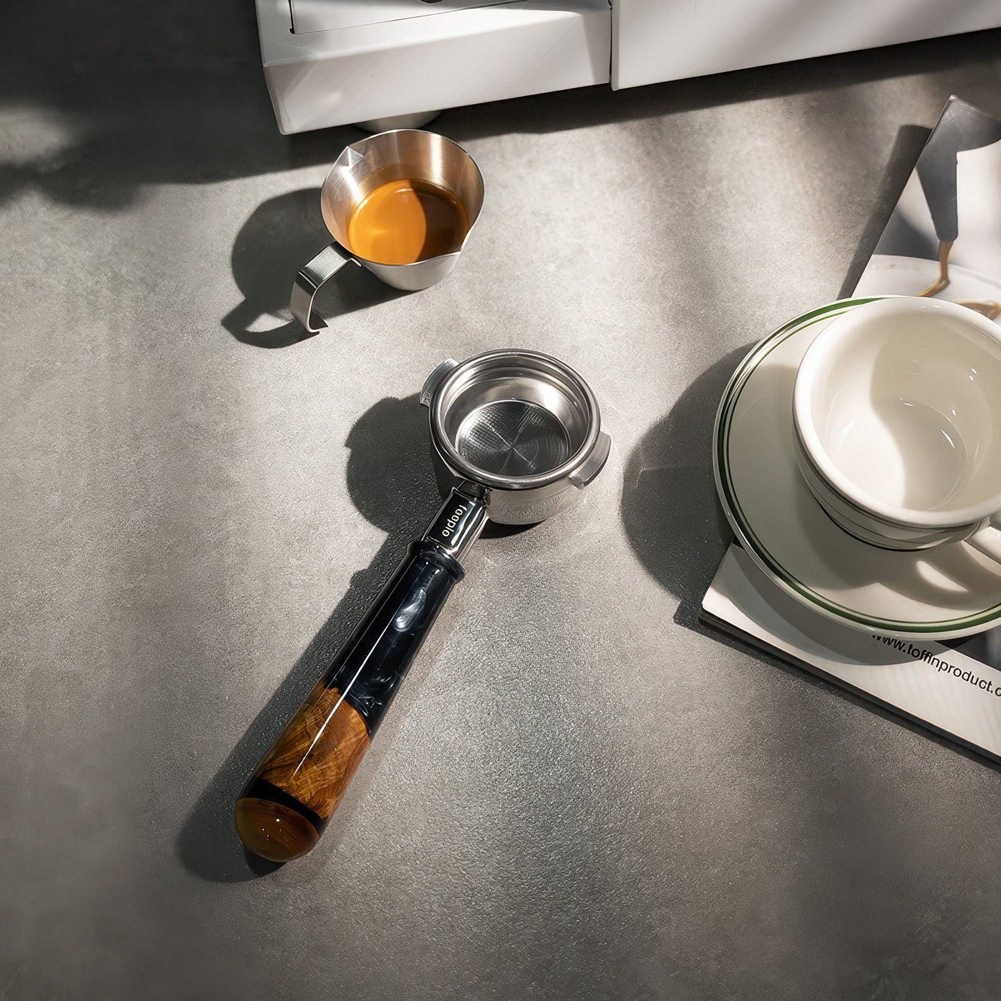 Walnut & Resin Handle Bottomless Portafilter