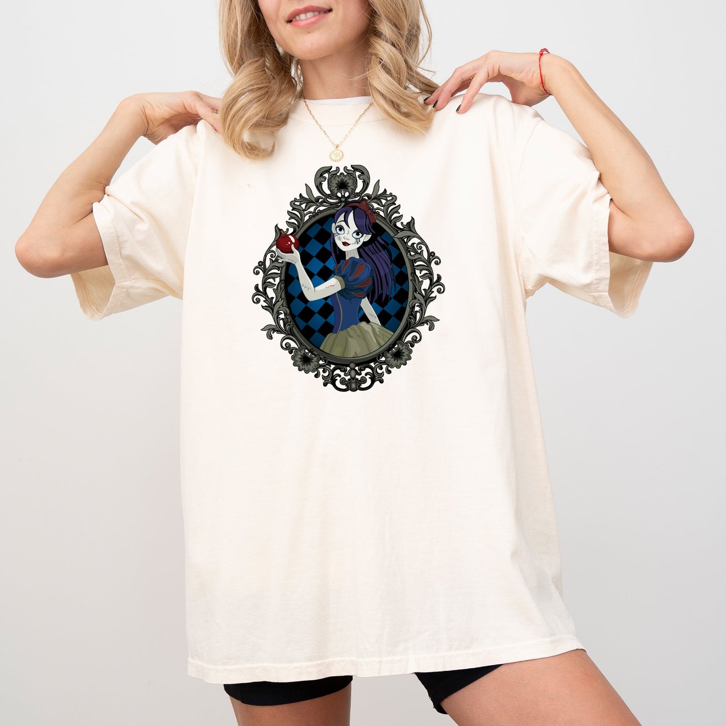 Snow White, Princess, Skeleton, Funny, Witch, Aesthetic, Meme, Halloween, Spooky, Costume, Tshirt Comfort Colors T-Shirt