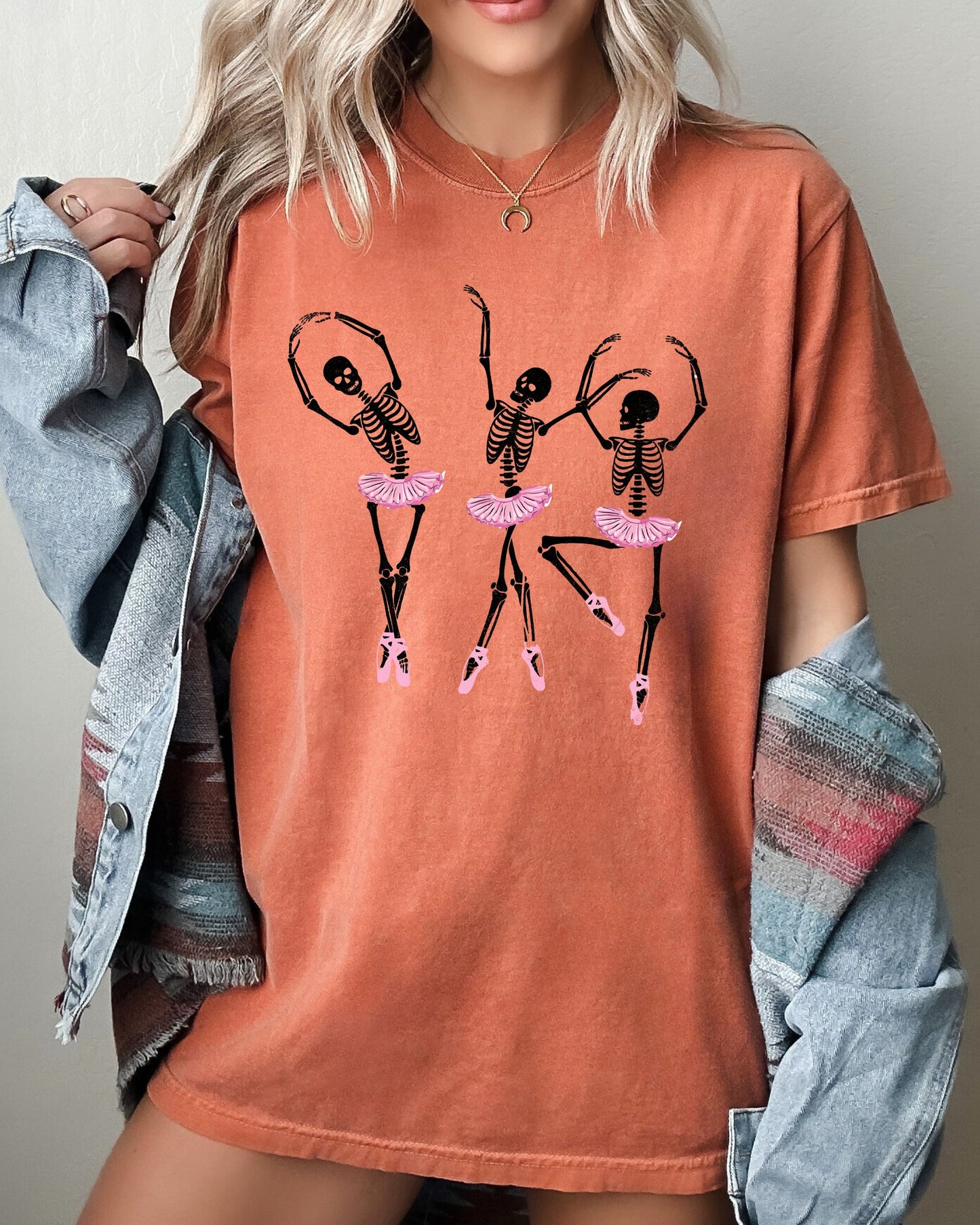 Dancing Skeleton Ladies, Ghost, Spooky, Funny, Witch, Aesthetic, Meme, Halloween, Costume, Tshirt Comfort Colors T-Shirt