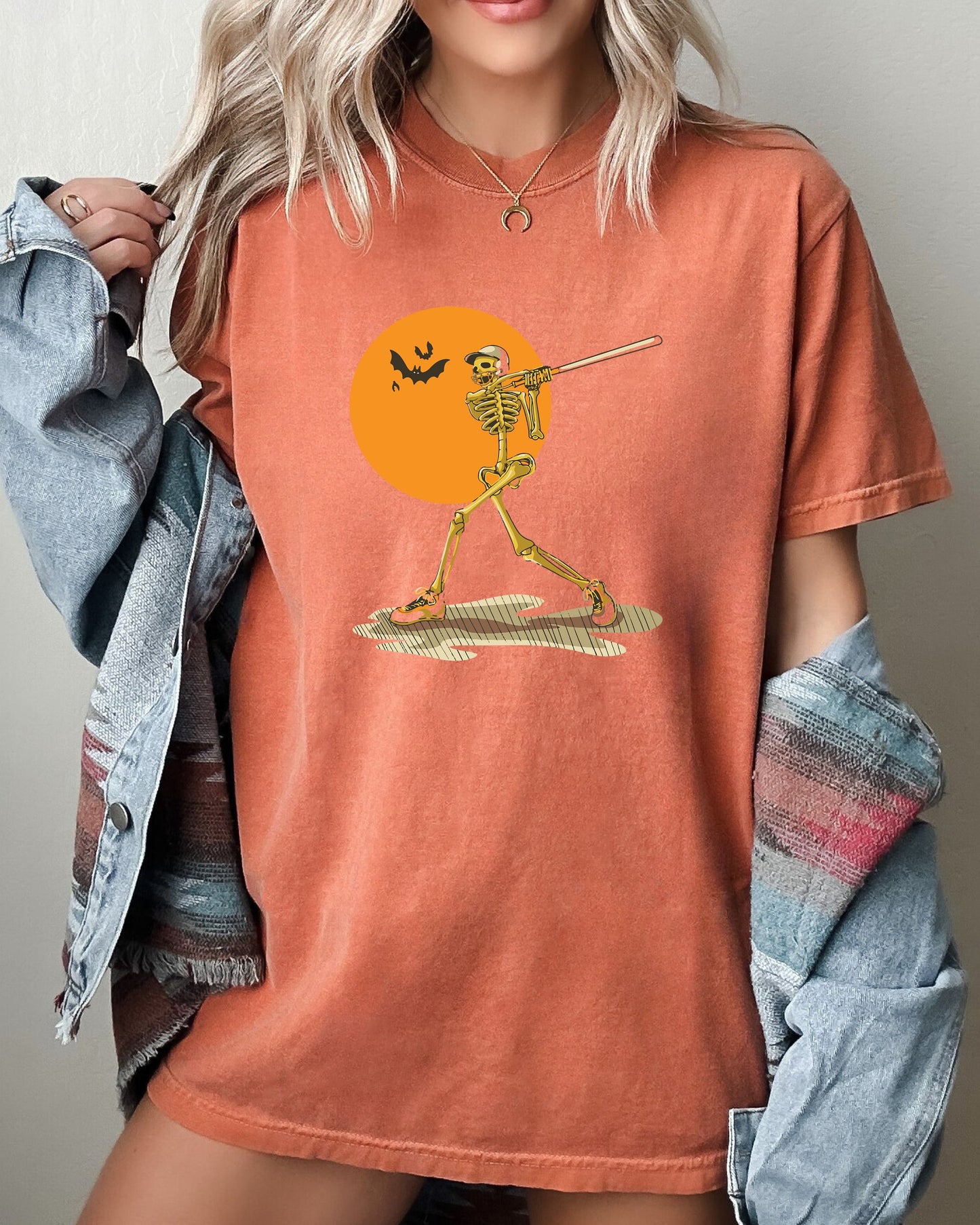 Golf, Skeleton, Spooky, Funny, Witch, Aesthetic, Meme, Halloween, Costume, Tshirt Comfort Colors T-Shirt