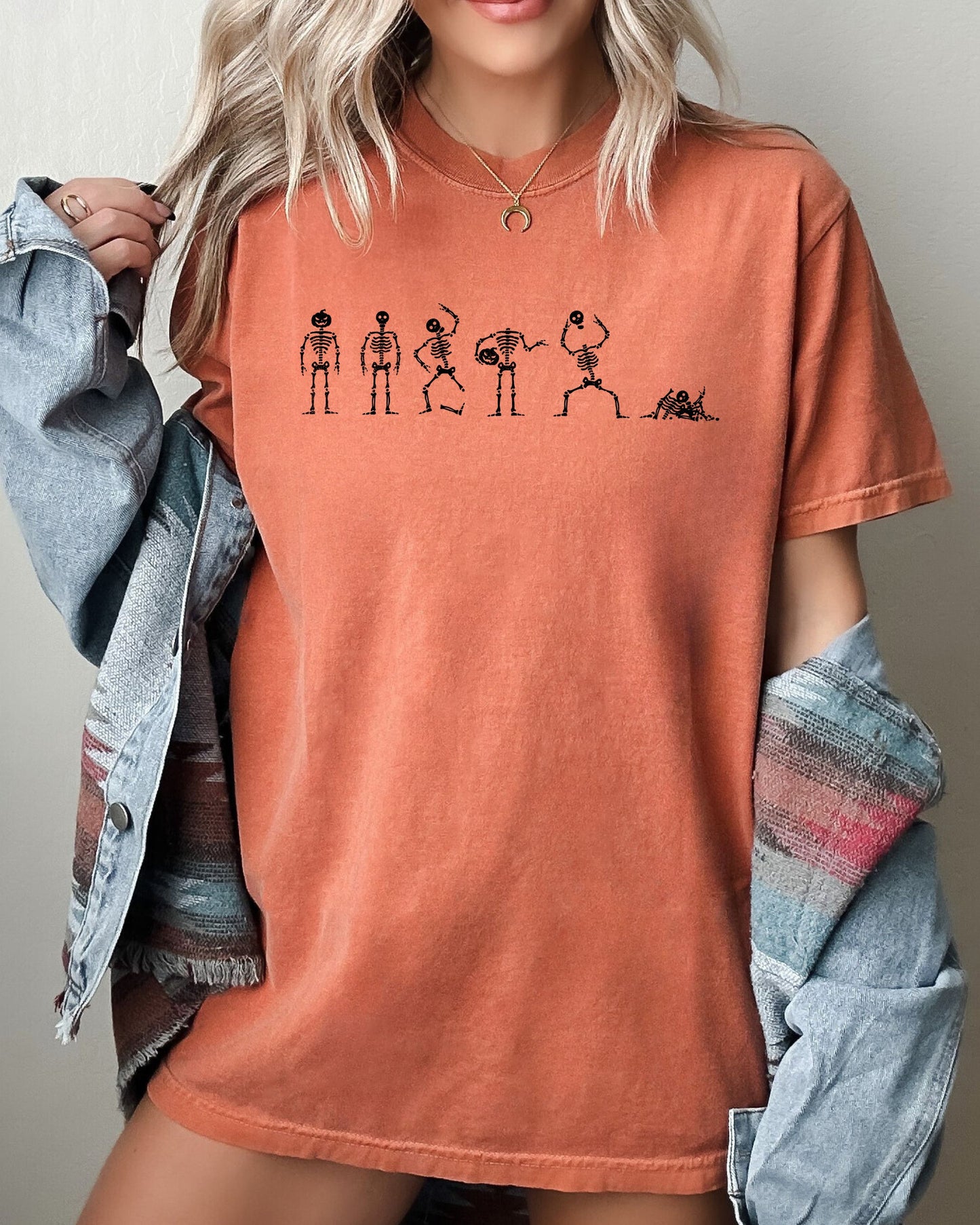 Dancing Skeletons, Funny, Ghost, Spooky, Witch, Aesthetic, Meme, Halloween, Costume, Tshirt Comfort Colors T-Shirt