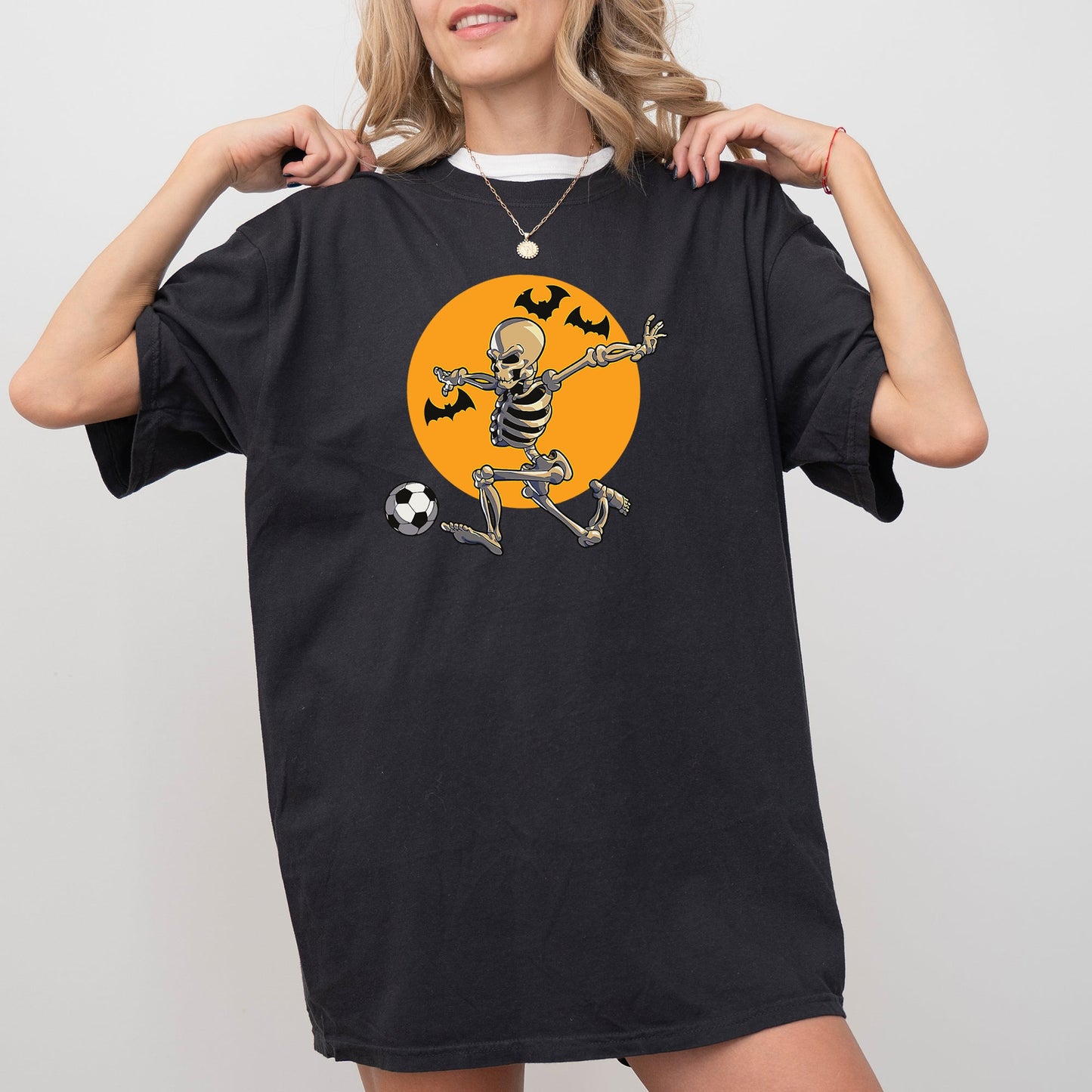 Football Player Skeleton, Ghost, Farm, Witch, Skull, Funny, Spooky, Aesthetic, Meme, Halloween, Costume, Tshirt Comfort Colors T-Shirt
