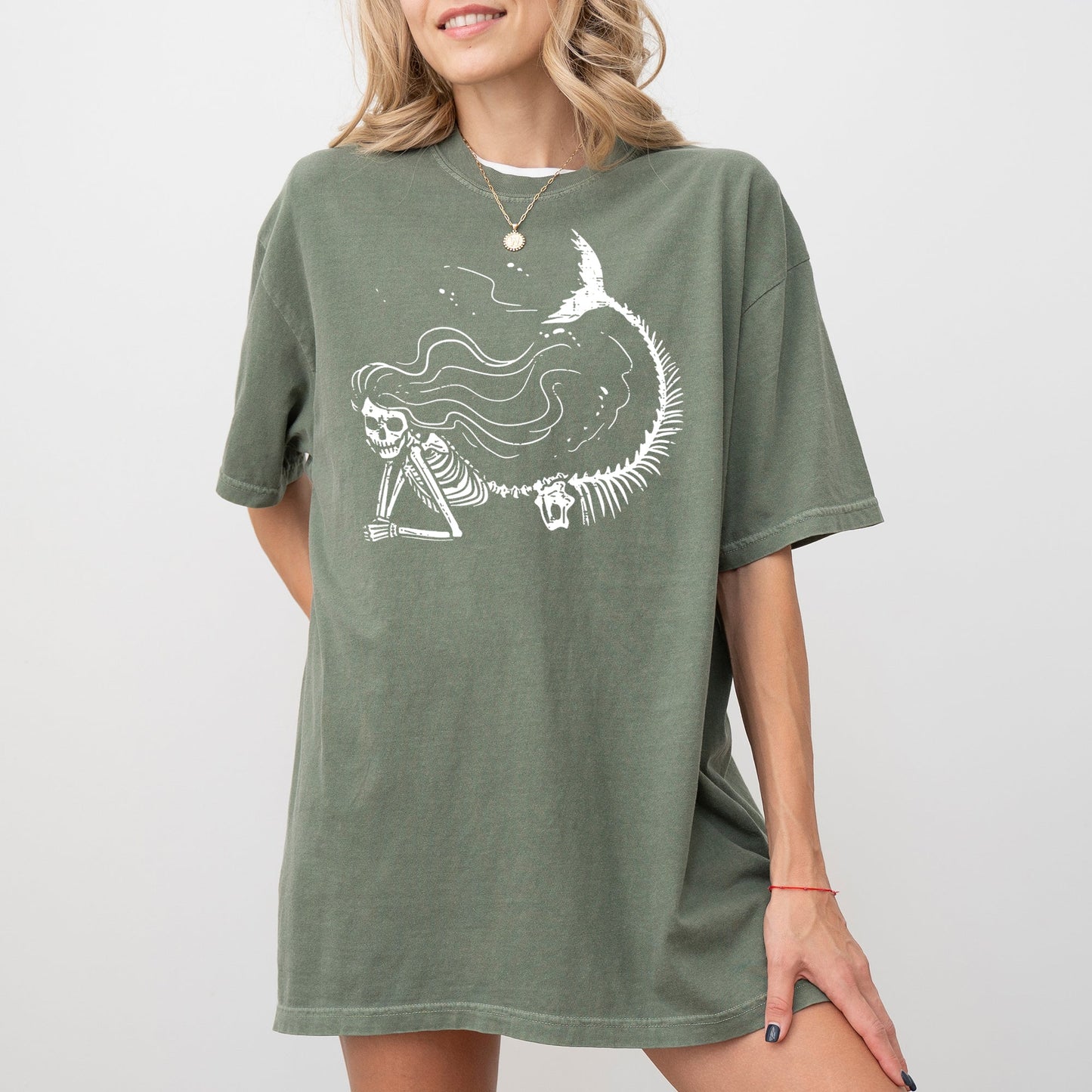 Mermaid Skeleton, Ghost, Skeleton, Witch, Skull, Funny, Spooky, Aesthetic, Meme, Halloween, Costume, Tshirt Comfort Colors T-Shirt