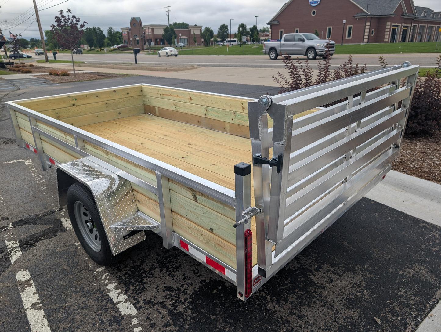 Silver Ox 6x12 Single Axle Woody 3 Board Woodside Aluminum Utility Trailer w Bi-Fold Ramp