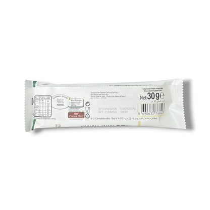 Nestle Damak Pistachio Chocolate Wafer Coated In White Chocolate, 30g Delicious Snack