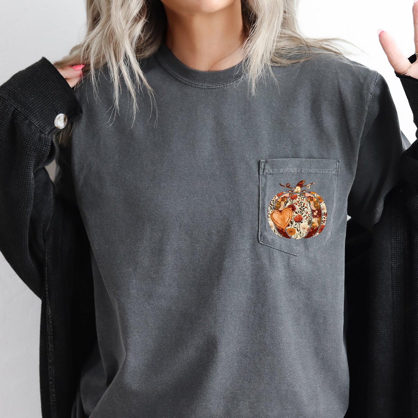 Pumpkin, Heart, Thanksgiving, Flowers, Pocket Tee Comfort Colors T-Shirt