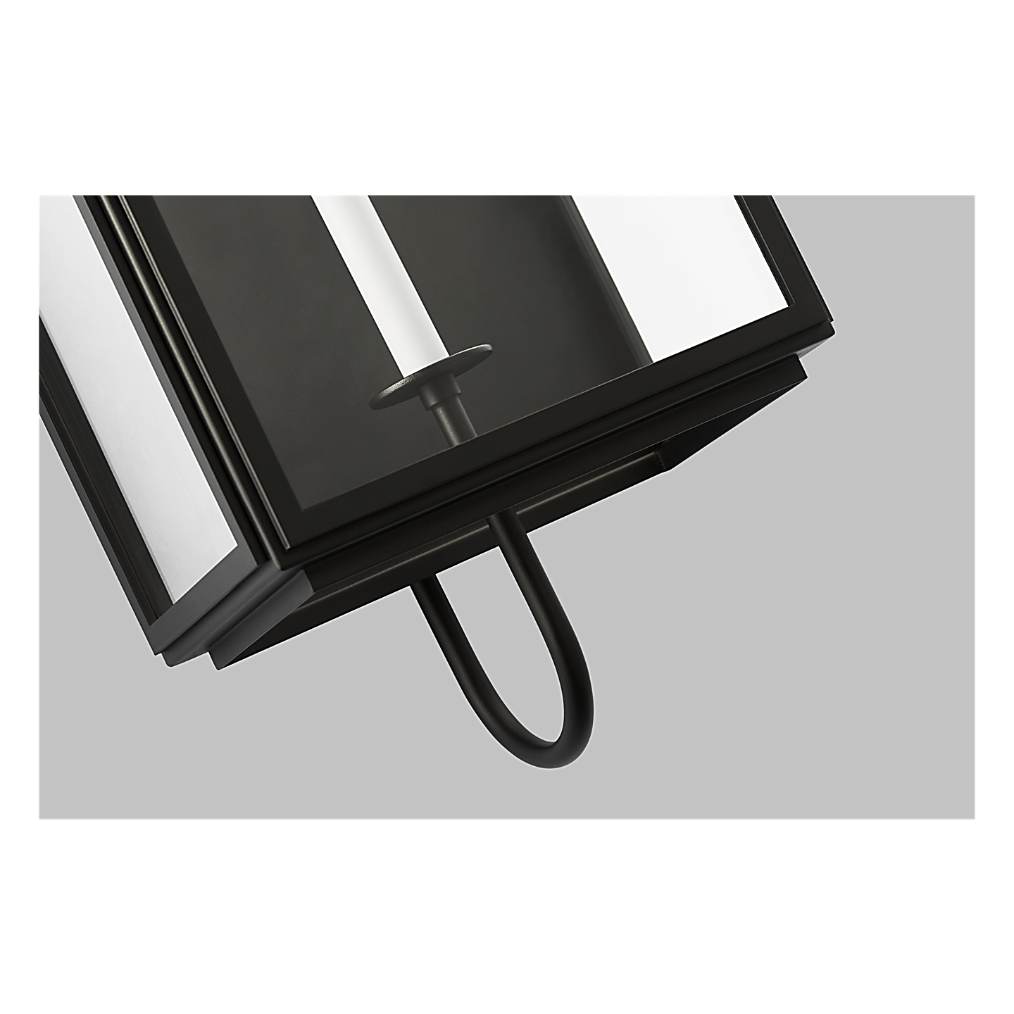 Edgar XL Wall Lantern