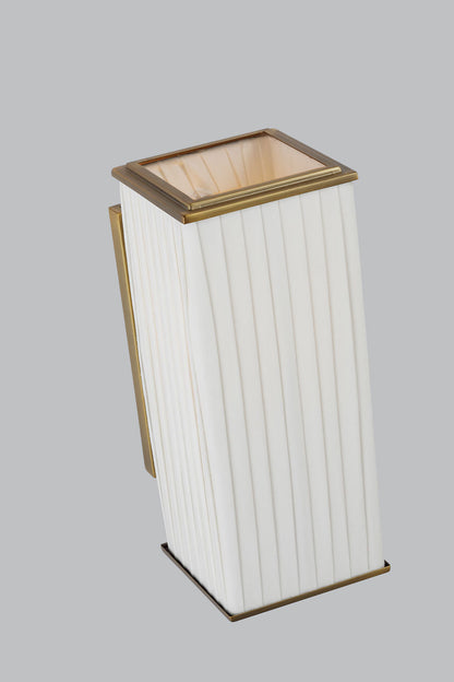 Esther Sconce
