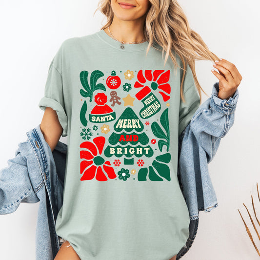 Red Merry and Bright, Ornament, Tree, Merry Christmas, Flowers, Floral Tshirt Comfort Colors T-Shirt