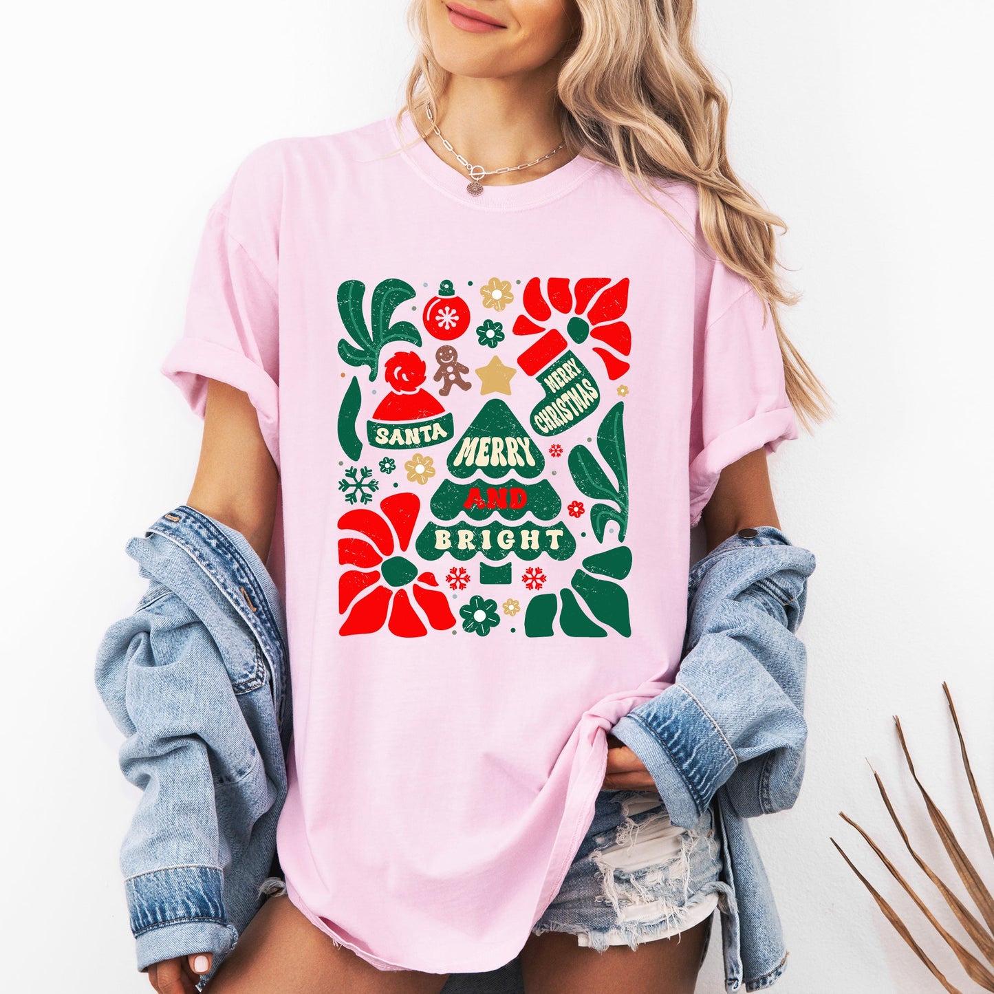 Red Merry and Bright, Ornament, Tree, Merry Christmas, Flowers, Floral Tshirt Comfort Colors T-Shirt