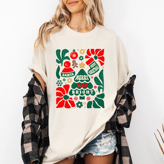 Red Merry and Bright, Ornament, Tree, Merry Christmas, Flowers, Floral Tshirt Comfort Colors T-Shirt