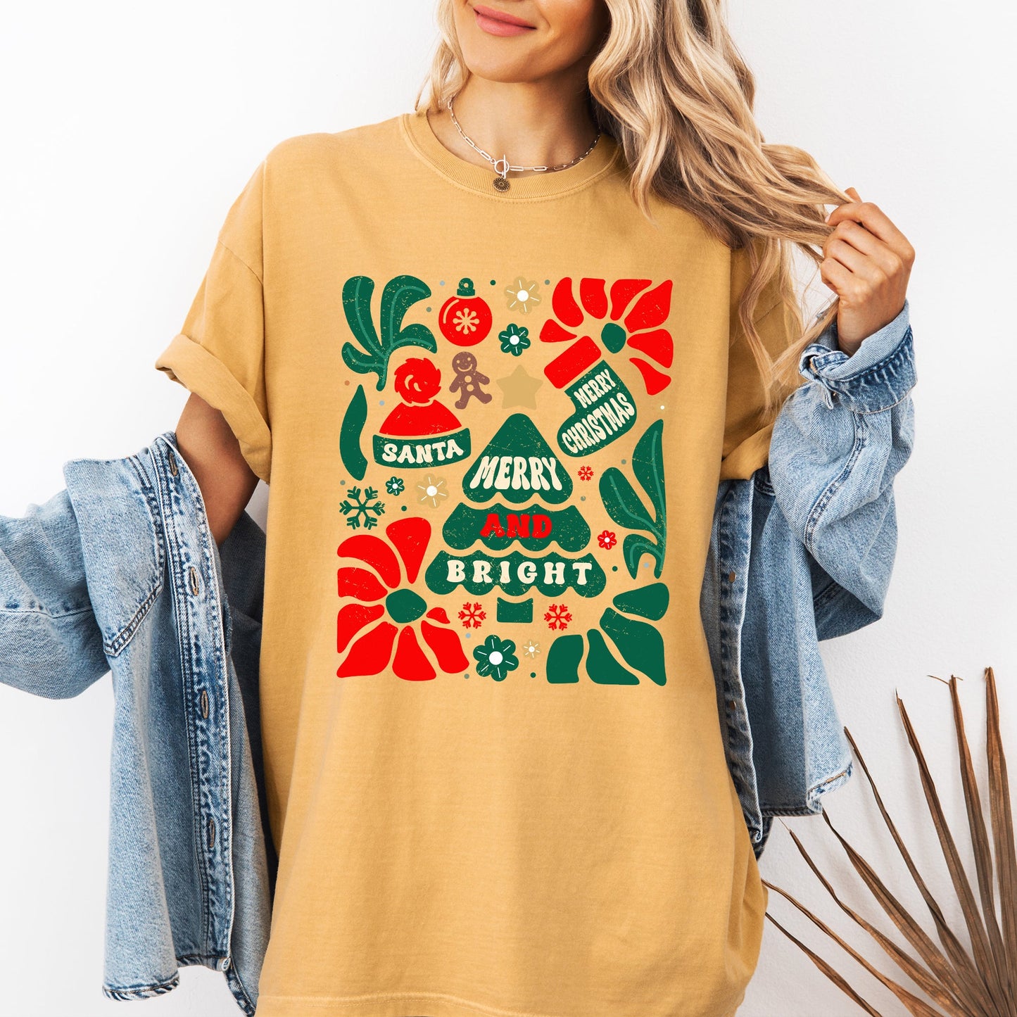 Red Merry and Bright, Ornament, Tree, Merry Christmas, Flowers, Floral Tshirt Comfort Colors T-Shirt