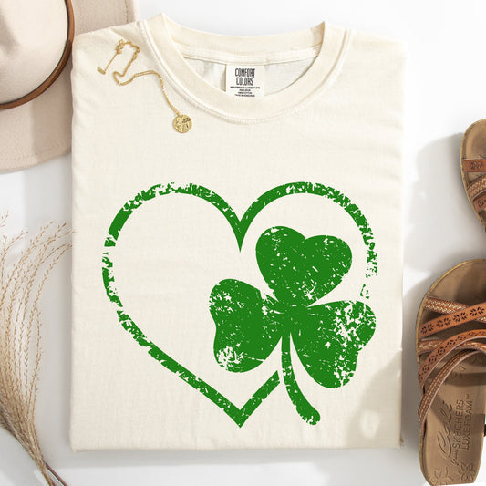 Retro Heart, Vintage, St Patrick's Day, Shamrock, Clover, Lucky, Leprechaun Tshirt Comfort Colors T-Shirt