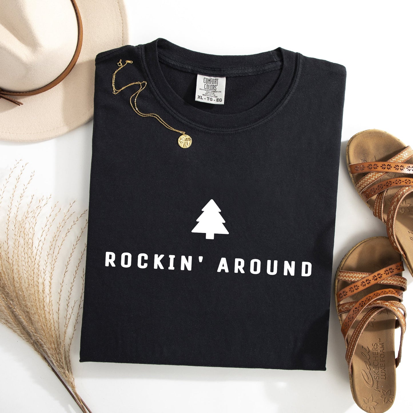 Rockin Around, Minimalist, Christmas, Winter, Santa, Xmas Tshirt Comfort Colors T-Shirt
