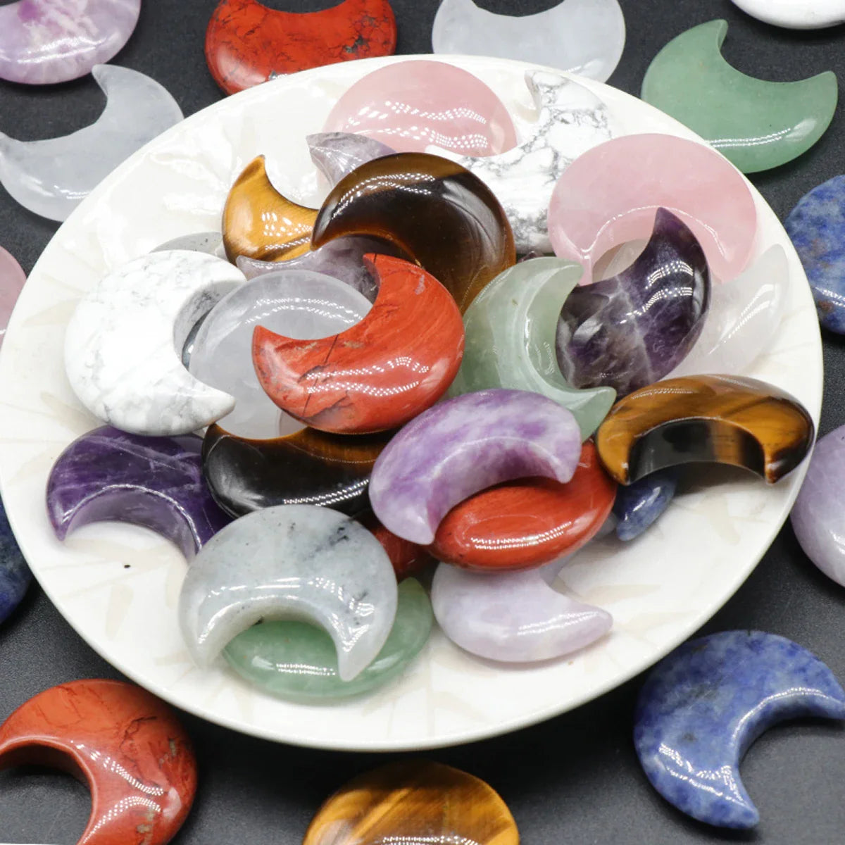 1pc Natural Stone Rose Quartz Amethyst Moon Carving Aura Healing Mineral Gem Home Decoration Ornament Gift