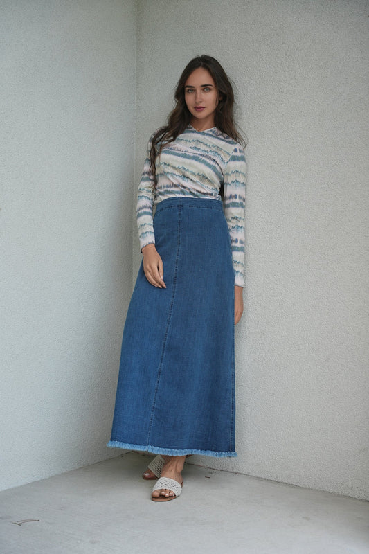 Wave Printed V Neck Tee