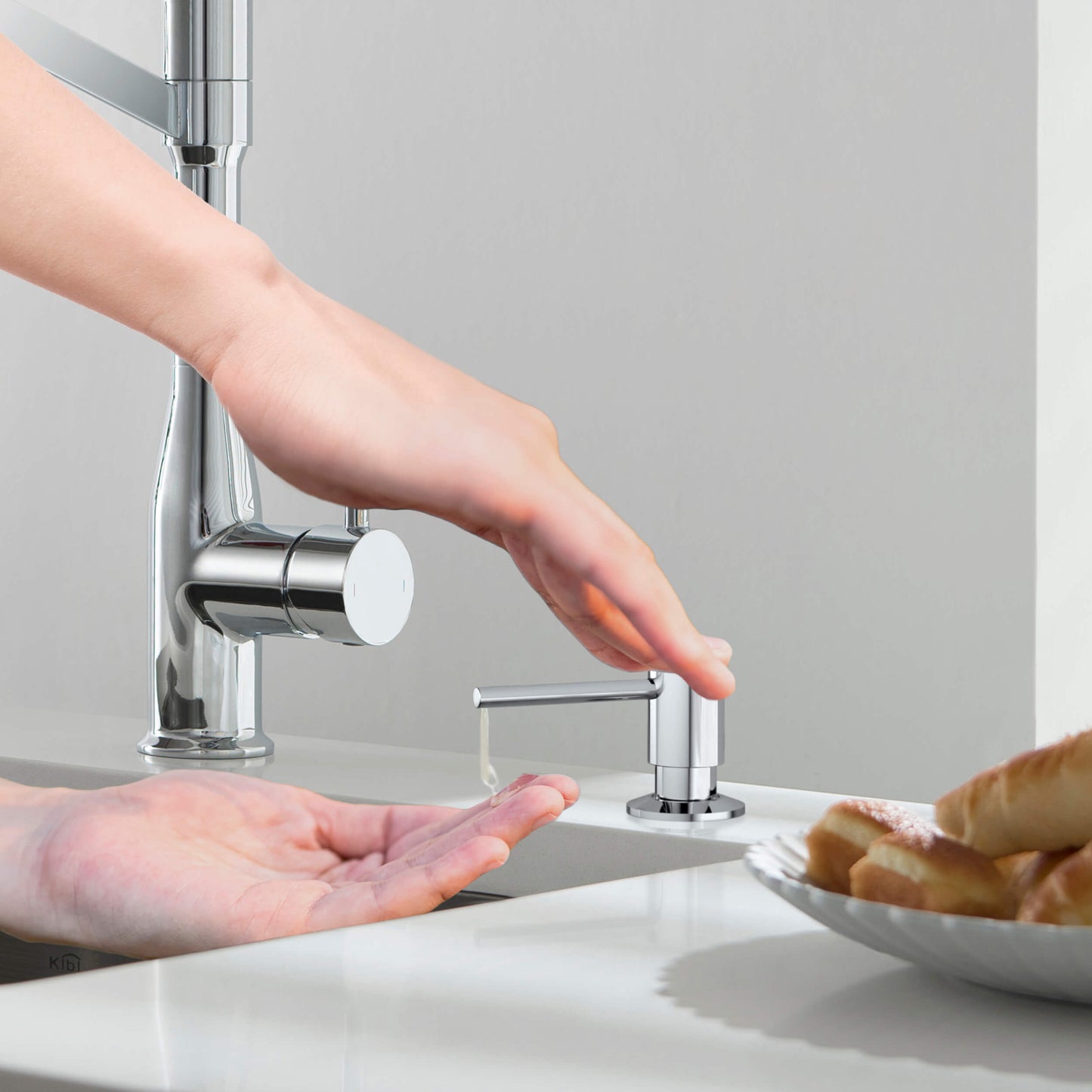 Kitchen Lead Free Solid Brass Construction Soap Dispenser