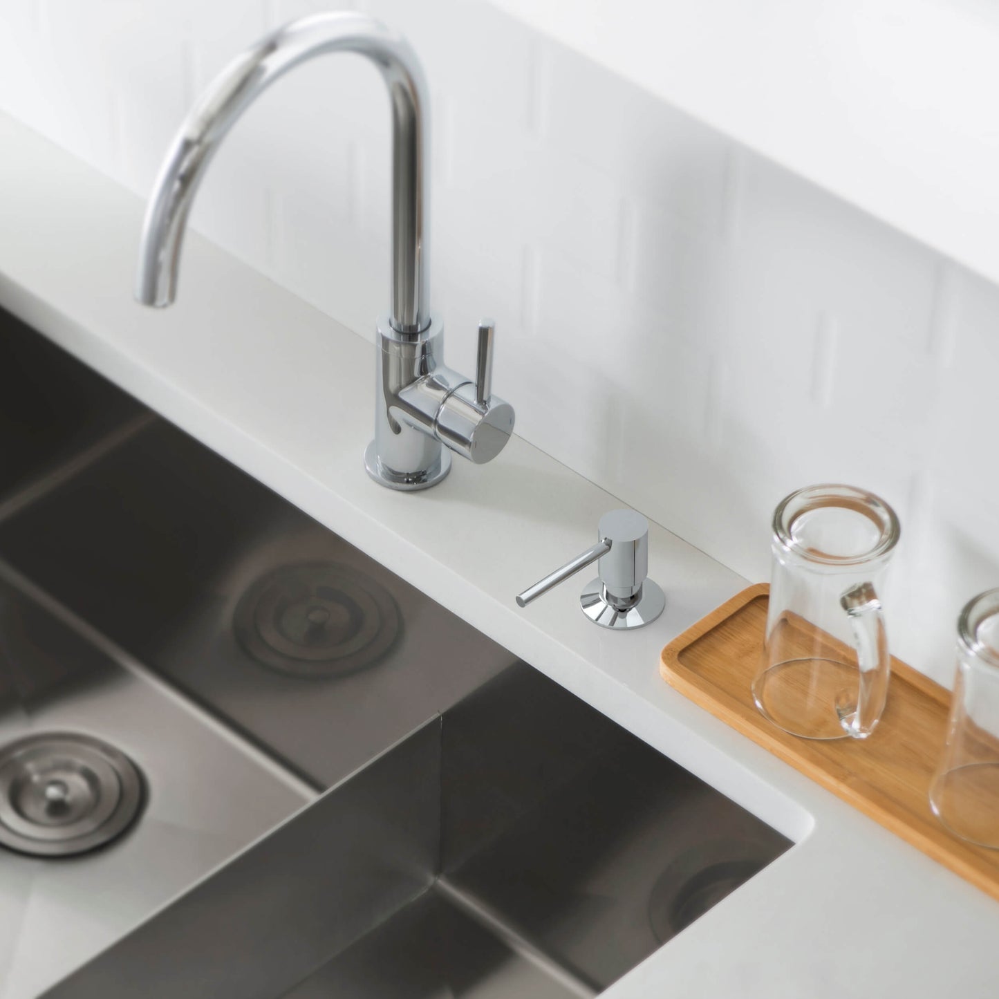 Kitchen Lead Free Solid Brass Construction Soap Dispenser