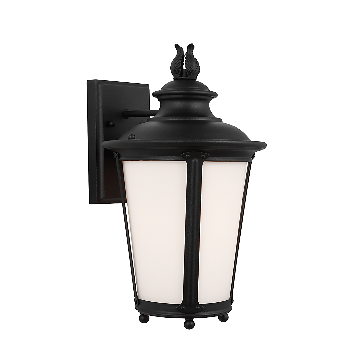 Cape May Medium Wall Lantern