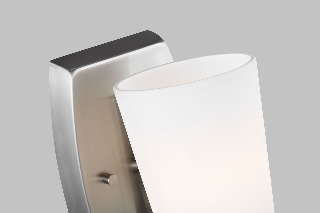 Franport 1-Light Bath Sconce