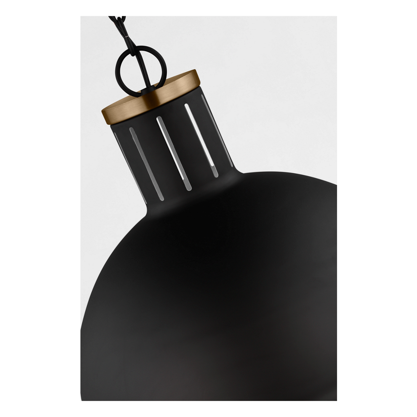 Hanks Large Pendant