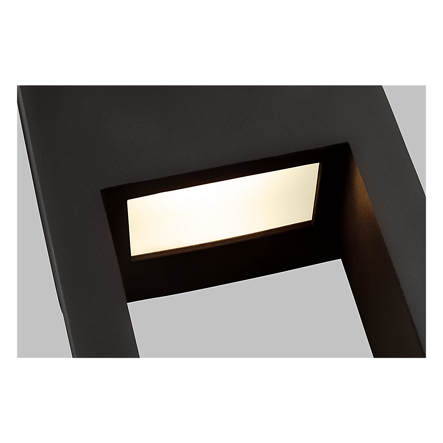 Testa Medium Wall Lantern
