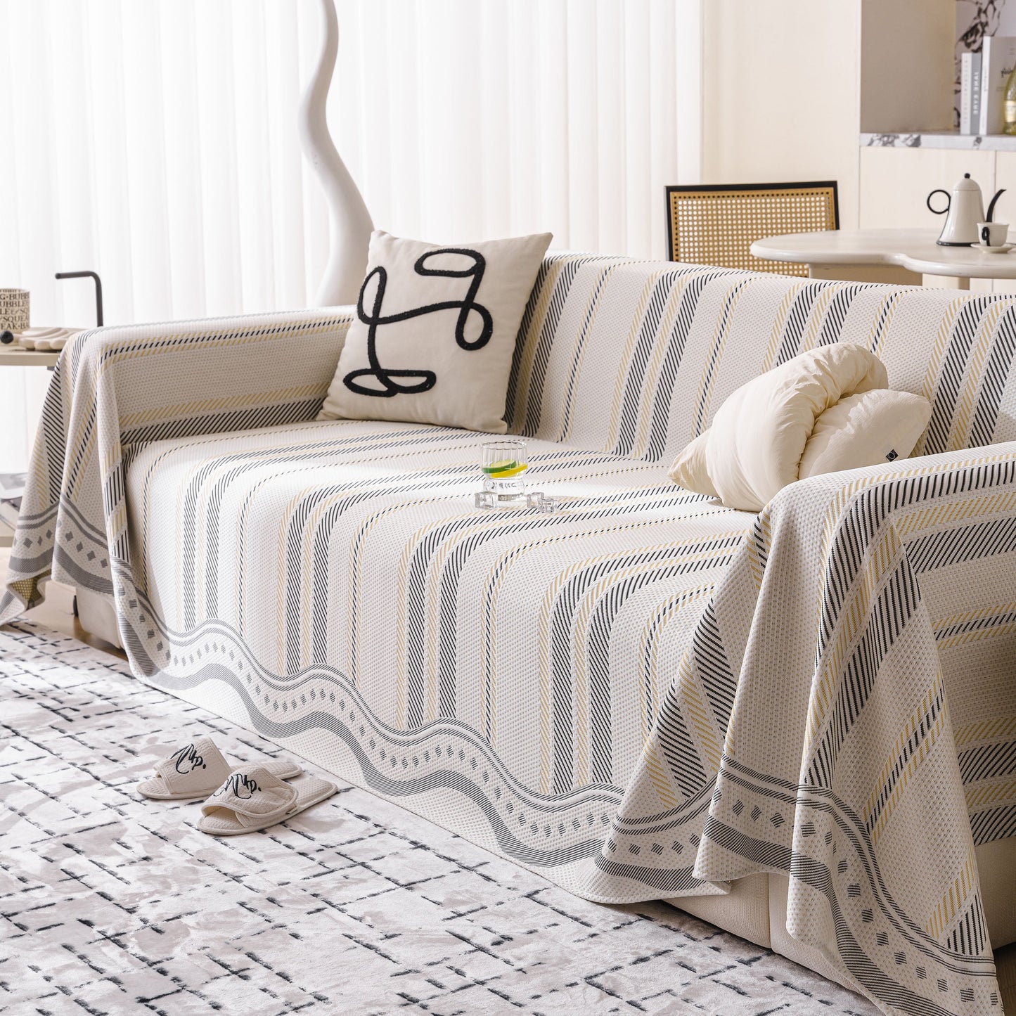 Modern Geometric Cooling Sofa Blanket, Soft & Breathable Striped Couch Throw Cover