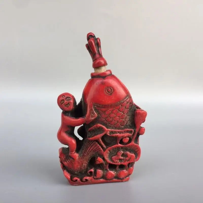 Collectible China Handwork Old Coral Carve Fish & Lotus Auspicious Snuff Bottle