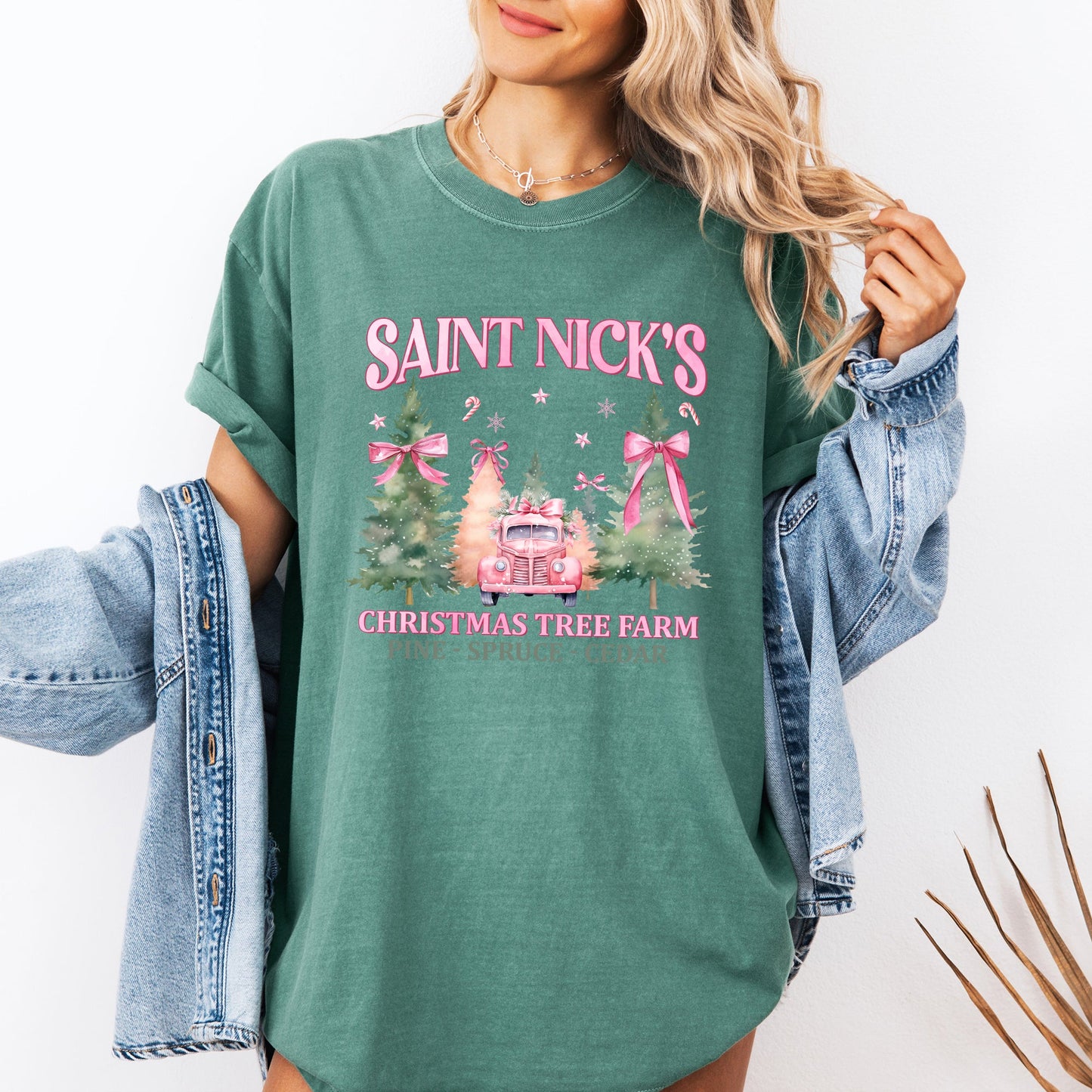 Saint Nick's Christmas Tree Farm, Retro, Winter, Santa, Snow, Xmas Tshirt Comfort Colors T-Shirt