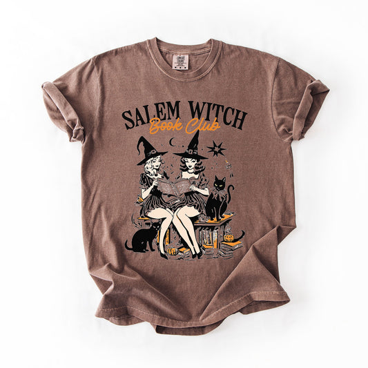 Salem Book Club, Cute Cats, Retro, Classic, Vintage, Halloween, Reading, Books, Comfort Colors T-Shirt