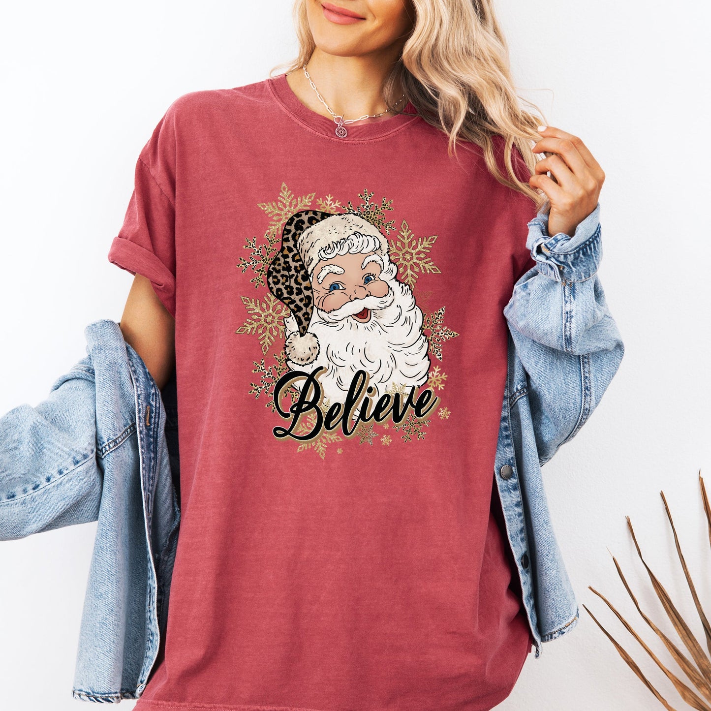 Santa Believe, Retro, Snowflakes, Christmas, Winter, Snow, Xmas Tshirt Comfort Colors T-Shirt