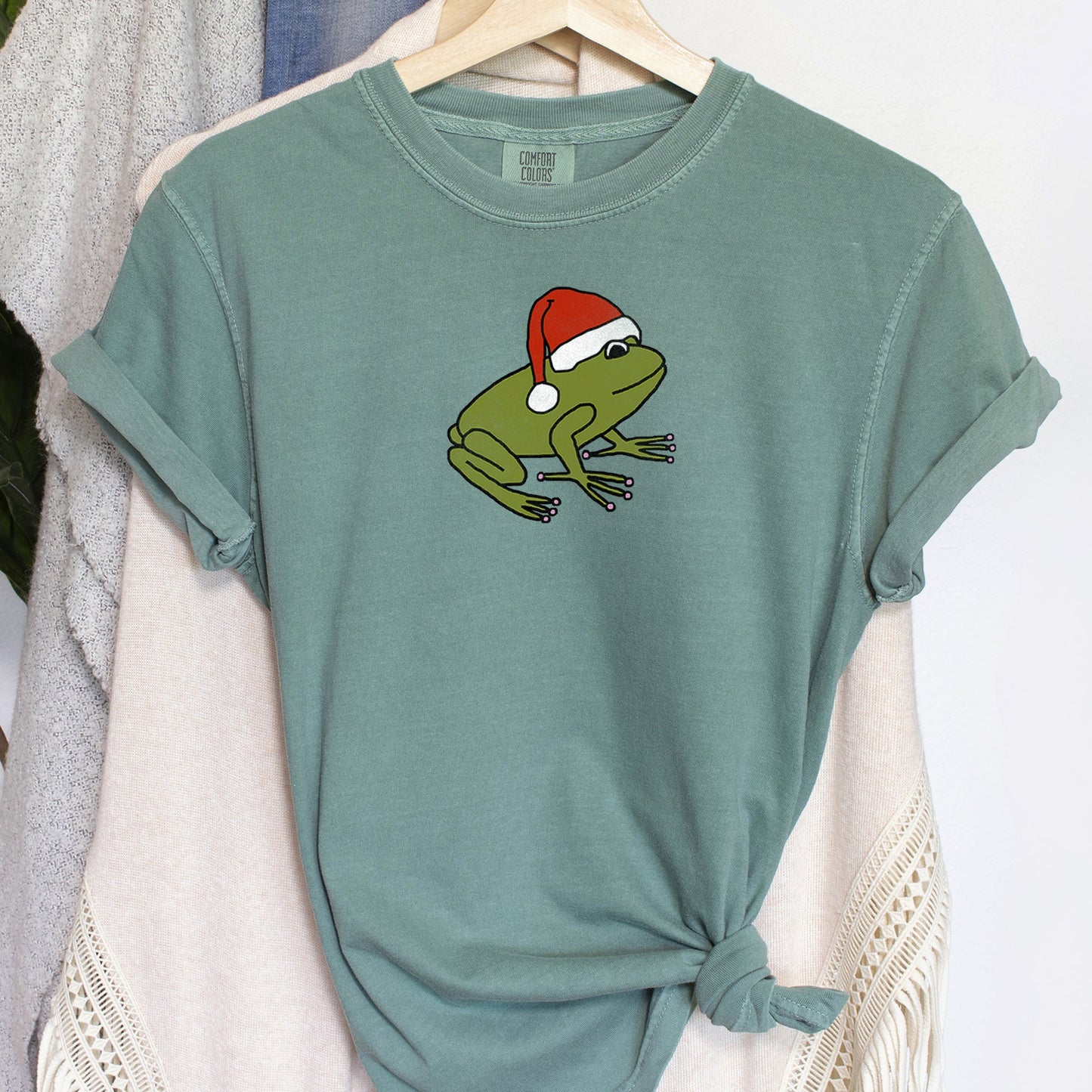 Santa Frog, Christmas, Retro, Trend, Toad, Comfort Colors Tshirt